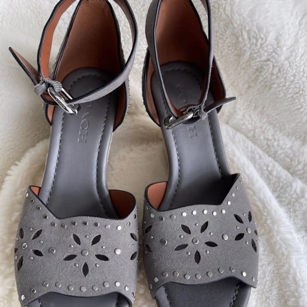 COACH Kelsi Suede wedges - Picture 7 of 7